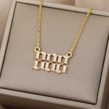 Velvet Halo Necklace