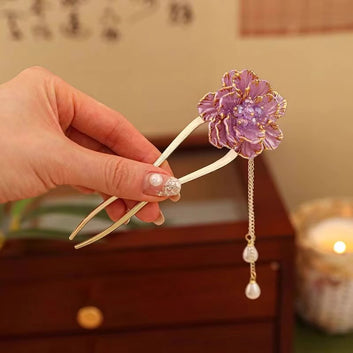 Ivy Charm Clips