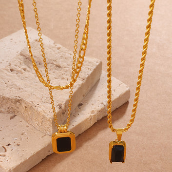 Blush Bloom Necklace