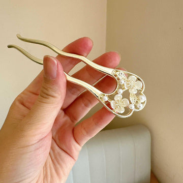 Chic Hair Pins